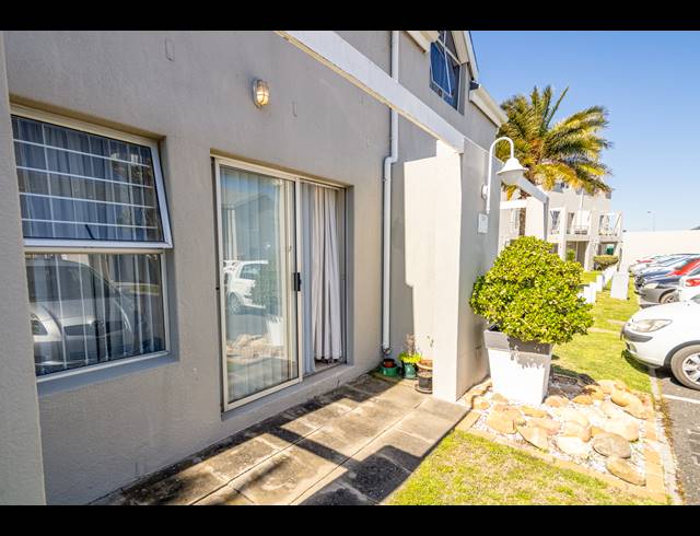 1 BEDROOM APARTMENT SOLD IN WEST BEACH